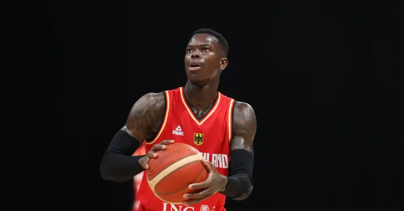 Wie Viele Geschwister Hat Dennis Schröder Info